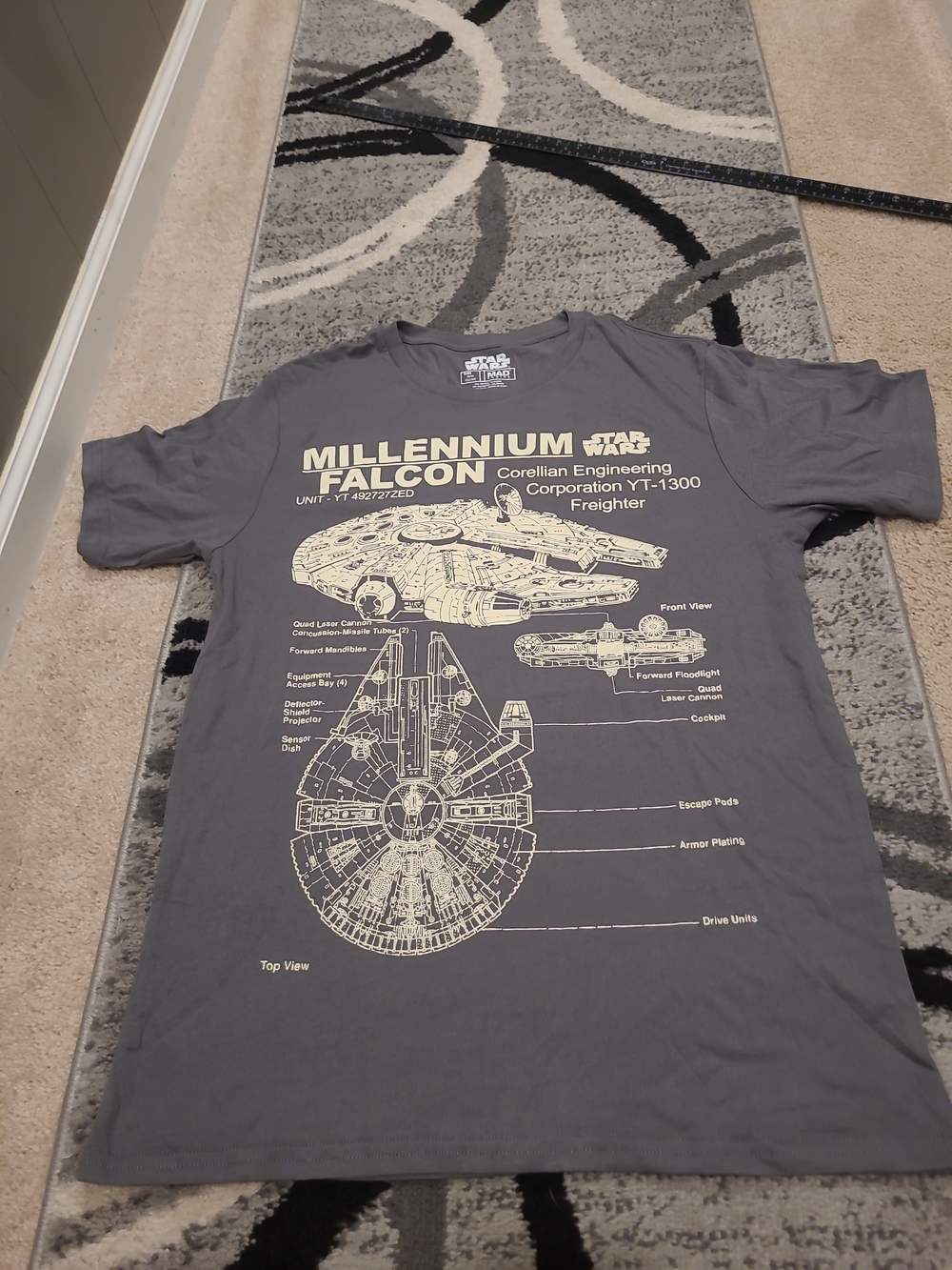 Star Wars Millennium Falcon Graphic Tee - Gray Medium